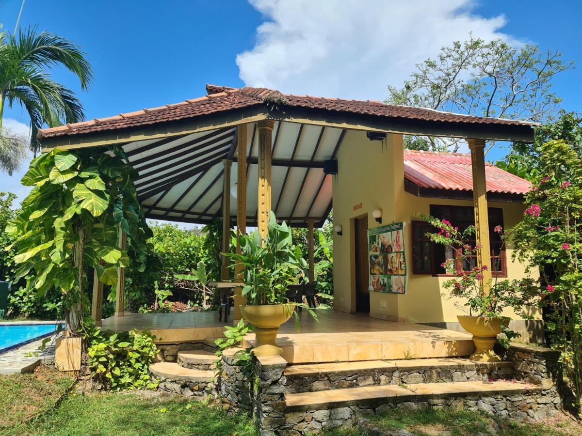 Bed and Breakfast Zum Deutschen Bentota Exterior foto